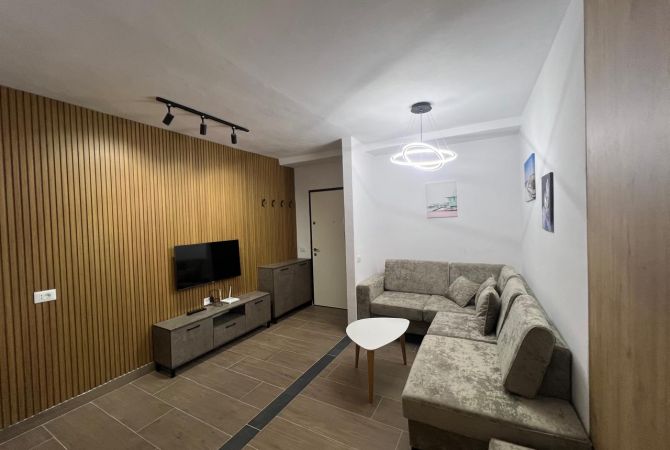 Shtepi me qera Apartament ne Tirane, 1+1, Mobilimi E mobiluar, Pagesa 500  Euro.