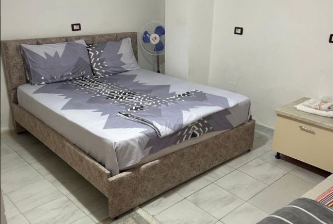 Shtepi me qera Apartament ne Tirane, 1+1, Mobilimi E mobiluar, Pagesa 410  Euro.