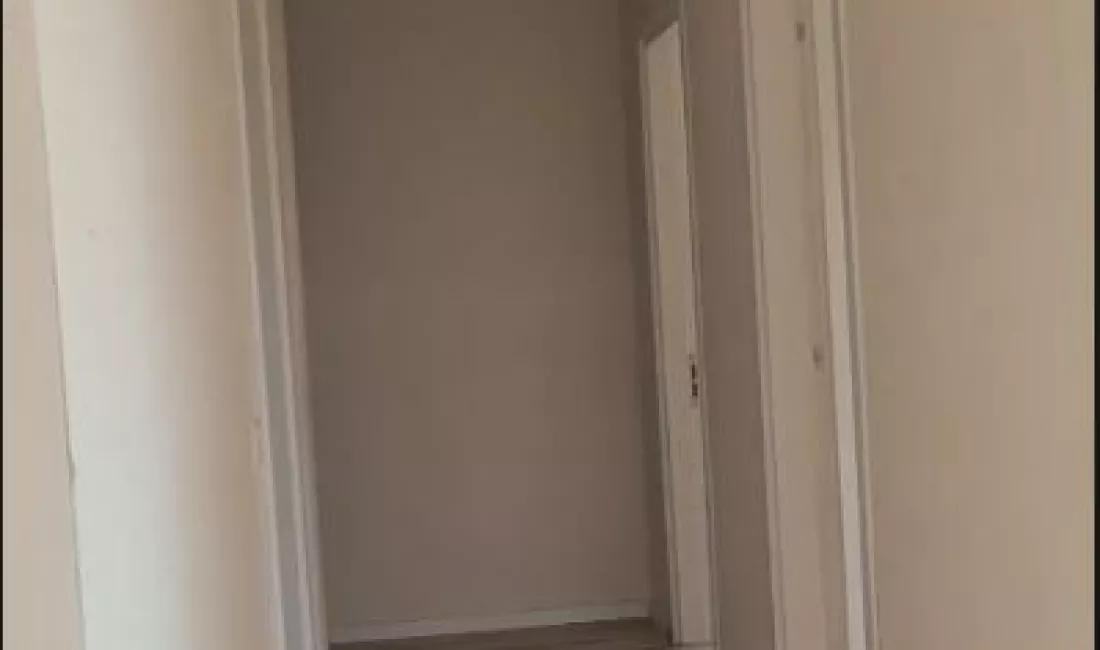Shtepi me qera Apartament ne Tirane, 1+1, Mobilimi Bosh, pa mobiluar, Pagesa 450  Euro.