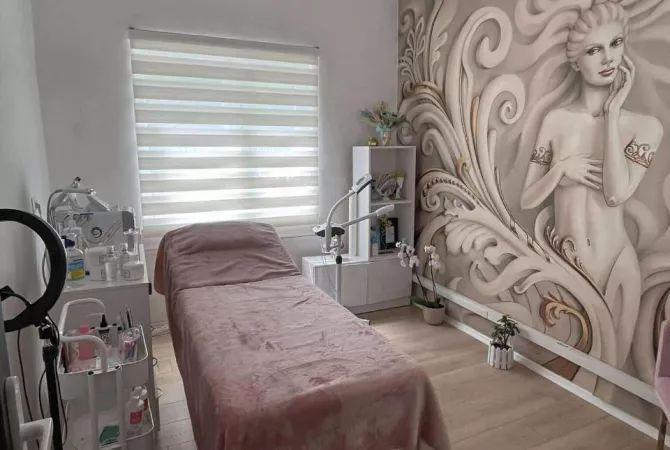 Business Property for Rent 3+1 in Tirana - 600 Euro