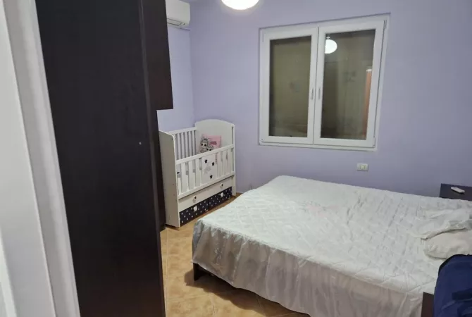 Appartamento in affitto a Tirana 3+1, Arredato