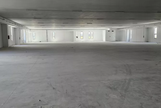 Business Property for Rent 4+1 in Tirana - 18,350 Euro