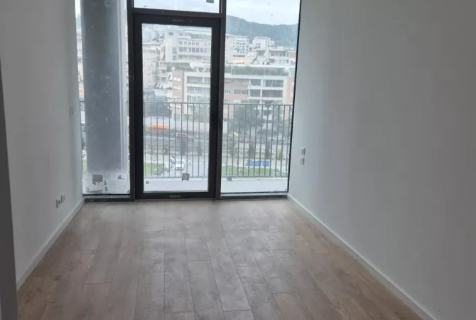 🏢 Ambient Zyre  103 m2me Qira – Lake View Residence, Liqeni Artificial