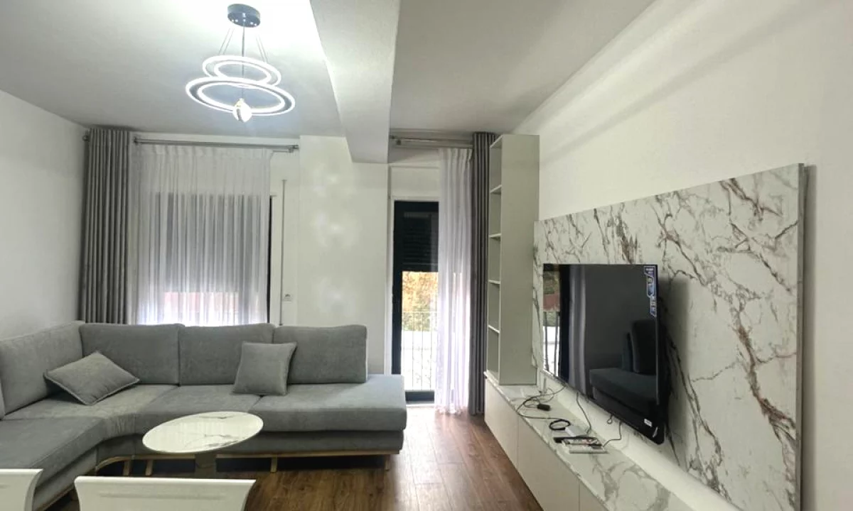 Shtepi me qera Apartament ne Tirane, 1+1, Mobilimi E mobiluar, Pagesa 70,500  Leke.