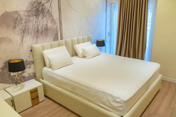 Shtepi me qera Apartament ne Tirane, 2+1, Mobilimi E mobiluar, Pagesa 850  Euro.