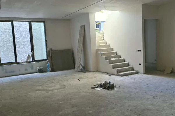 Villa di lusso in vendita a Tirana 1+1, Vuoto