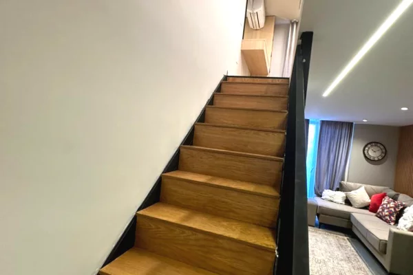 Appartamento in vendita a Tirana 1+1, Arredato