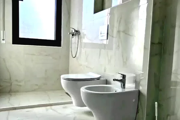 Shtepi ne shitje Apartament ne Tirane, 1+1, Mobilimi Bosh, pa mobiluar, Pagesa 162,300  Euro.