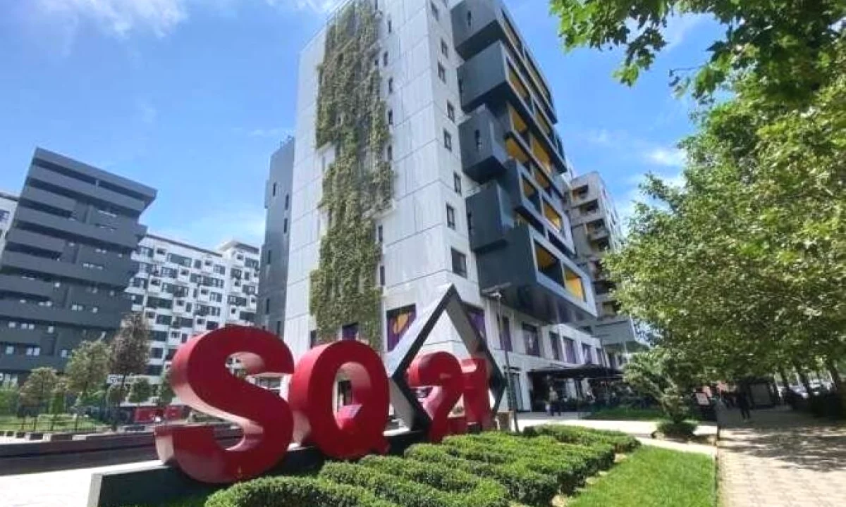 Appartamento in vendita a Tirana 2+1, Arredato