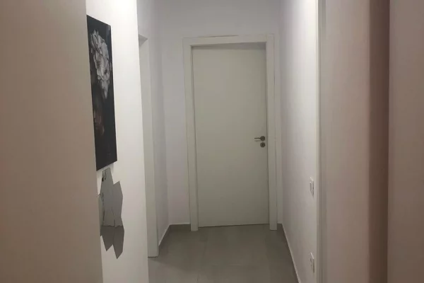 Appartamento in vendita a Tirana 3+1, Arredato