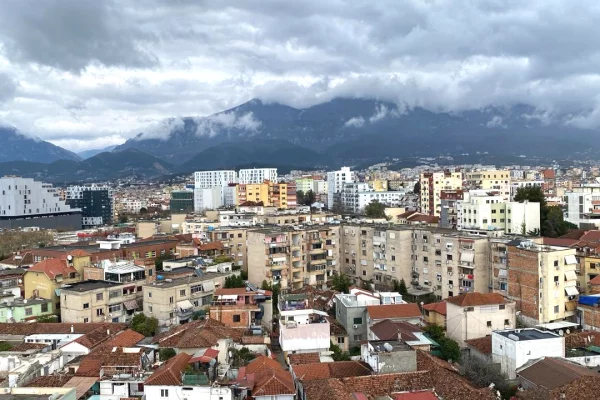 Appartamento in vendita a Tirana 3+1, Arredato