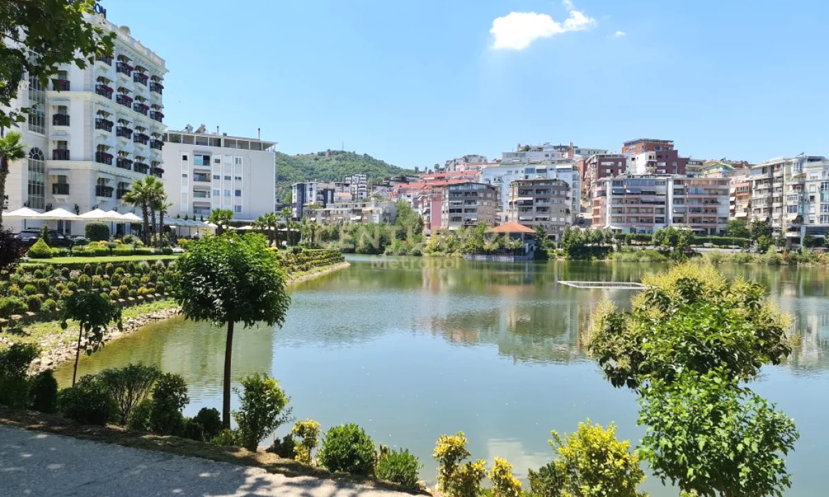 Shtepi me qera Apartament ne Tirane, 1+1, Mobilimi E mobiluar, Pagesa 409  Euro.