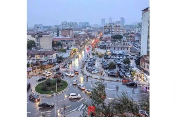 Apartment for rent in Tirana 2+1, Furnished