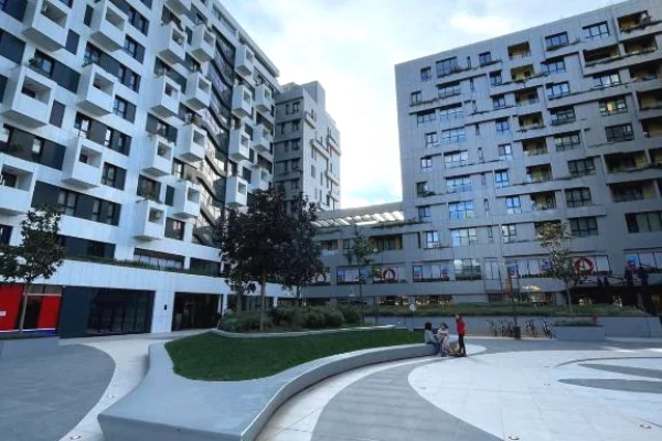 Appartamento in vendita a Tirana 3+1, Vuoto