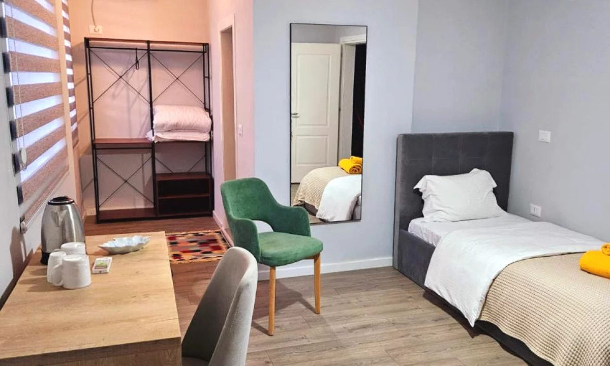 Appartamento in vendita a Tirana 6+1, Arredato