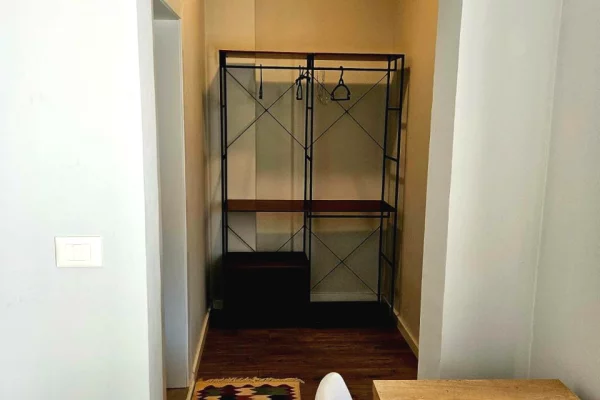 Appartamento in vendita a Tirana 6+1, Arredato