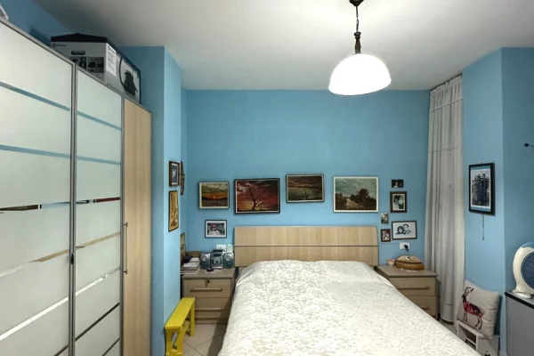 Appartamento in vendita a Tirana 2+1, Arredato