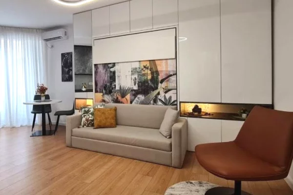 Shtepi ne shitje Apartament ne Tirane, Garsoniere, Mobilimi E mobiluar, Pagesa 82,009  Euro.