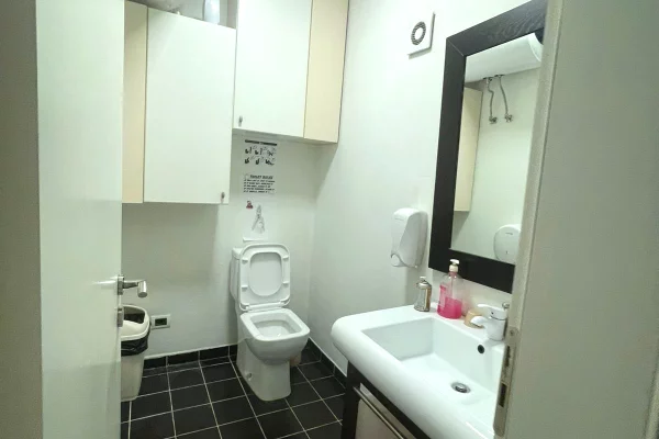 Appartamento in vendita a Tirana 3+1, Arredato