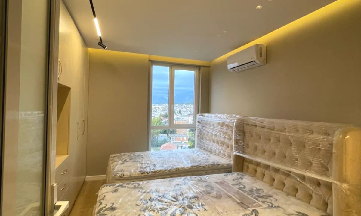 Shtepi ne shitje Apartament ne Tirane, 2+1, Mobilimi E mobiluar, Pagesa 253,210  Euro.