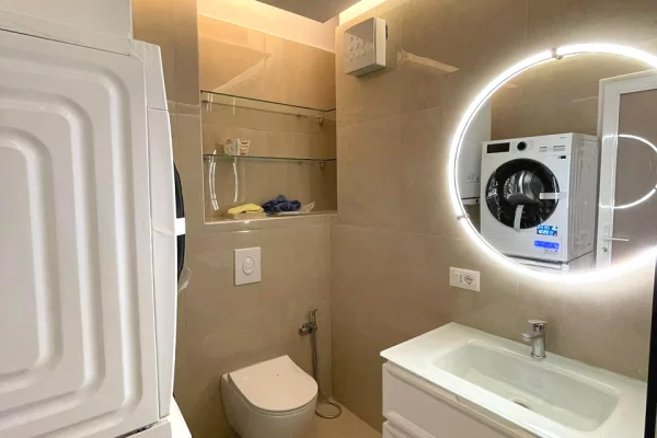 Shtepi ne shitje Apartament ne Tirane, 2+1, Mobilimi E mobiluar, Pagesa 253,210  Euro.