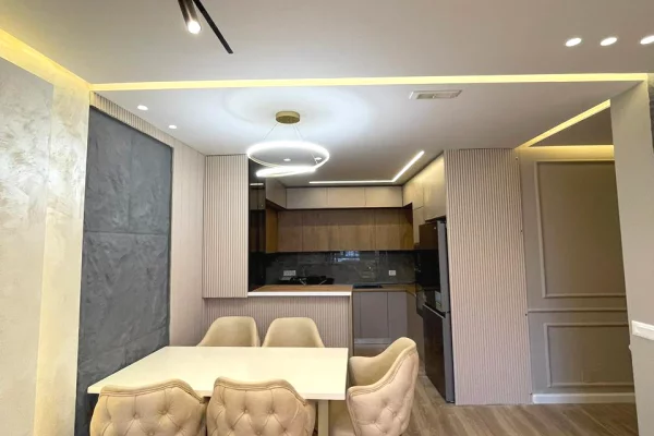 Shtepi ne shitje Apartament ne Tirane, 2+1, Mobilimi E mobiluar, Pagesa 253,210  Euro.