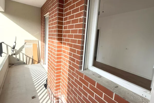 Appartamento in vendita a Tirana 3+1, Vuoto