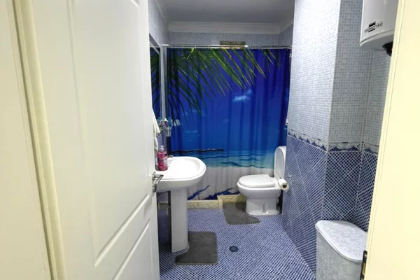 Shtepi ne shitje Apartament ne Tirane, 2+1, Mobilimi E mobiluar, Pagesa 203,500  Euro.