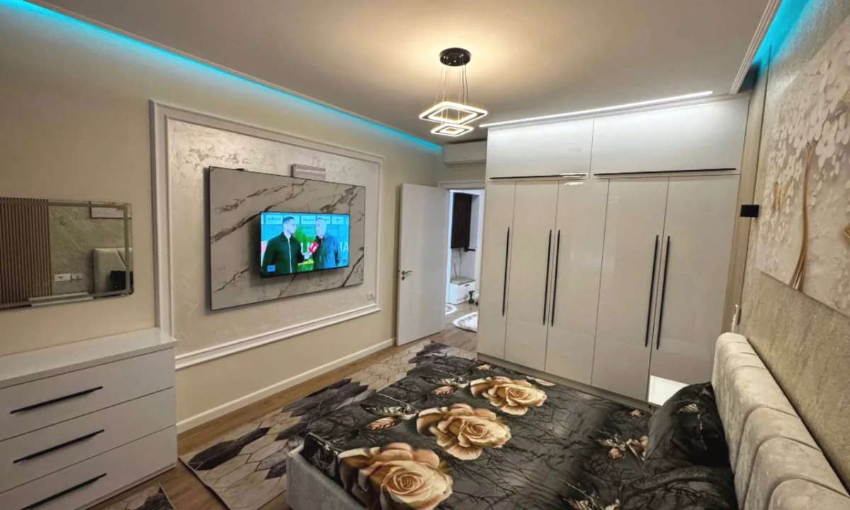 Appartamento in affitto a Tirana 1+1, Arredato