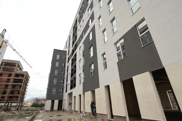 Business Property in Sale 1+1 in Tirana - 900,020 Euro