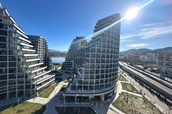 Shtepi ne shitje Apartament ne Tirane, 2+1, Mobilimi Bosh, pa mobiluar, Pagesa 554,400  Euro.