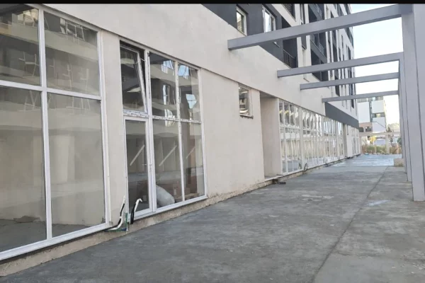 Business Property in Sale 1+1 in Tirana - 179,599 Euro