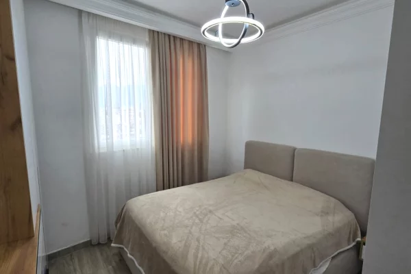 Shtepi ne shitje Apartament ne Tirane, 1+1, Mobilimi E mobiluar, Pagesa 138,000  Euro.