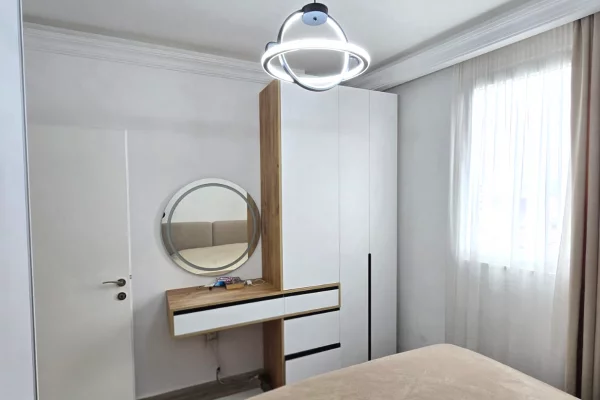 Shtepi ne shitje Apartament ne Tirane, 1+1, Mobilimi E mobiluar, Pagesa 138,000  Euro.