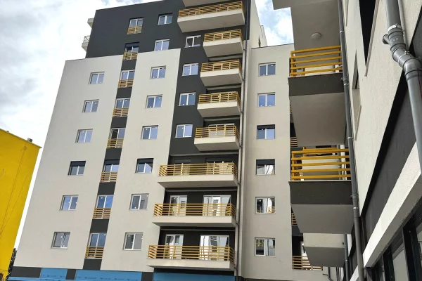 📍 Shitet Apartament 1+1 – Kompleksi E-88, Rruga Dritan Hoxha