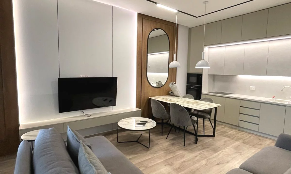 Shtepi me qera Apartament ne Tirane, 1+1, Mobilimi E mobiluar, Pagesa 845  Euro.