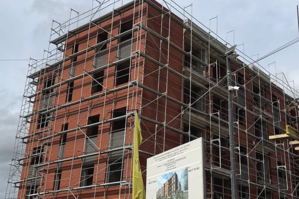 Shtepi ne shitje Apartament ne Tirane, 1+1, Mobilimi Bosh, pa mobiluar, Pagesa 57,220  Euro.