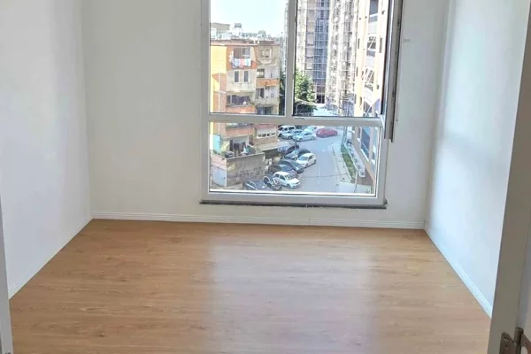 🏢 Zyre me Qira 2+1+2 + Parkim – Don Bosko (Rruga Egnatia) ✨