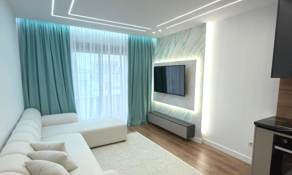 Appartamento in vendita a Tirana 1+1, Arredato