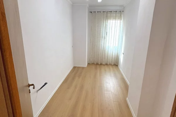 Shtepi ne shitje 2+1 ne Tirane - 13,500,000 Leke