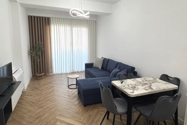 Shtepi me qera Apartament ne Tirane, 1+1, Mobilimi E mobiluar, Pagesa 60,000  Leke.