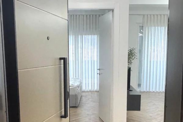 Shtepi me qera Apartament ne Tirane, 1+1, Mobilimi E mobiluar, Pagesa 60,000  Leke.