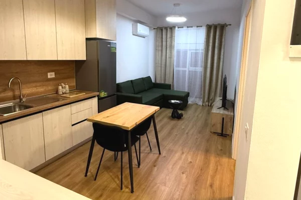 Shtepi me qera Apartament ne Tirane, 1+1, Mobilimi E mobiluar, Pagesa 40,000  Leke.