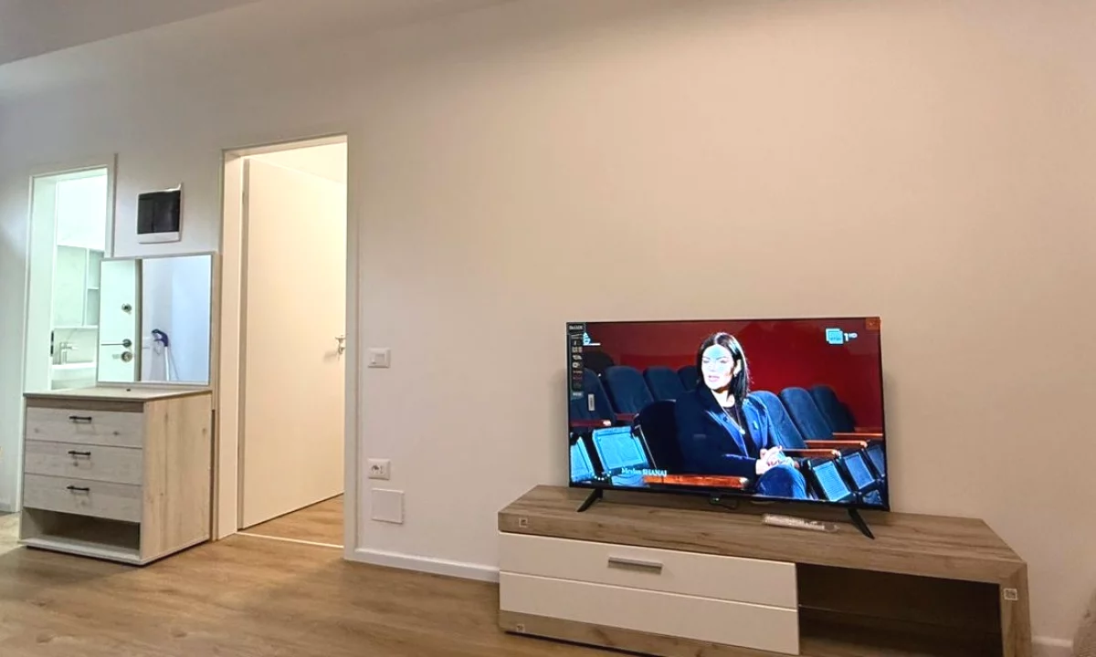 Shtepi me qera Apartament ne Tirane, 1+1, Mobilimi E mobiluar, Pagesa 39,999  Leke.