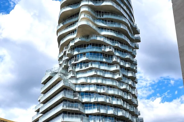 Shtepi ne shitje Apartament ne Tirane, 1+1, Mobilimi Bosh, pa mobiluar, Pagesa 499,000  Euro.