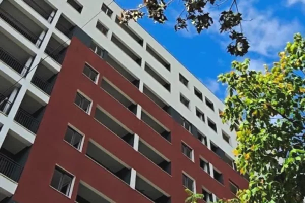 🏢 Shitet Dyqan– Mirabella Residence, Oxhaku ✨