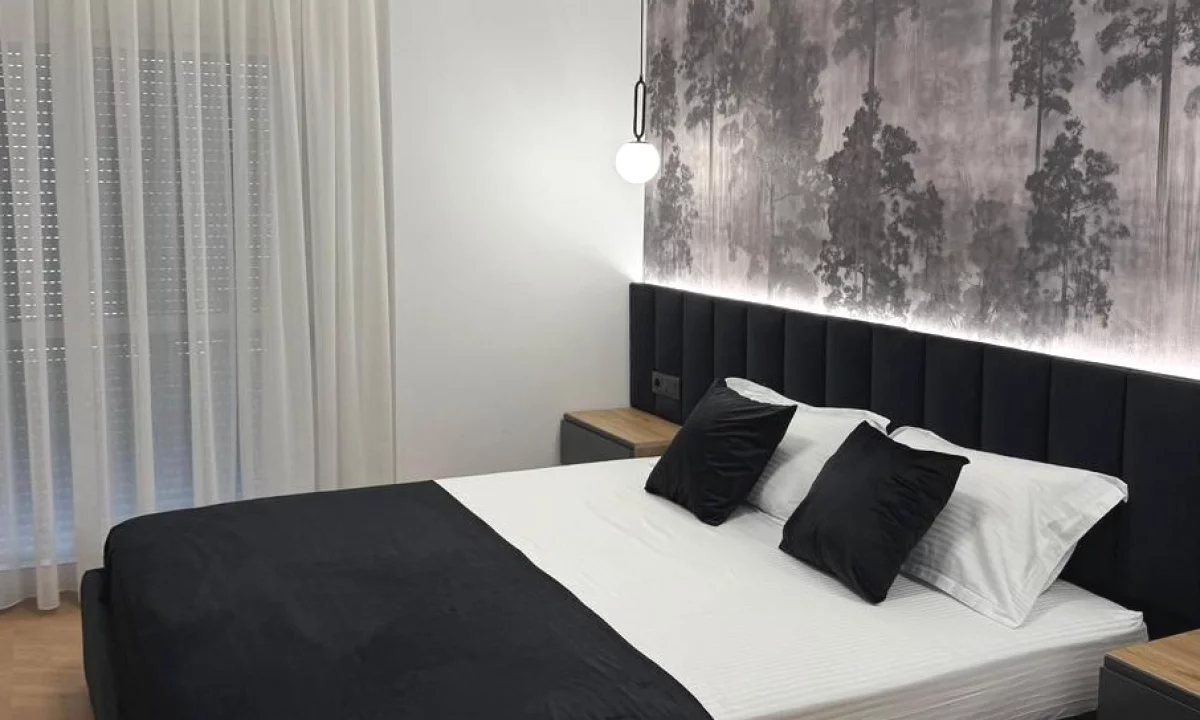 Shtepi ne shitje Apartament ne Tirane, 1+1, Mobilimi E mobiluar, Pagesa 175,000  Euro.