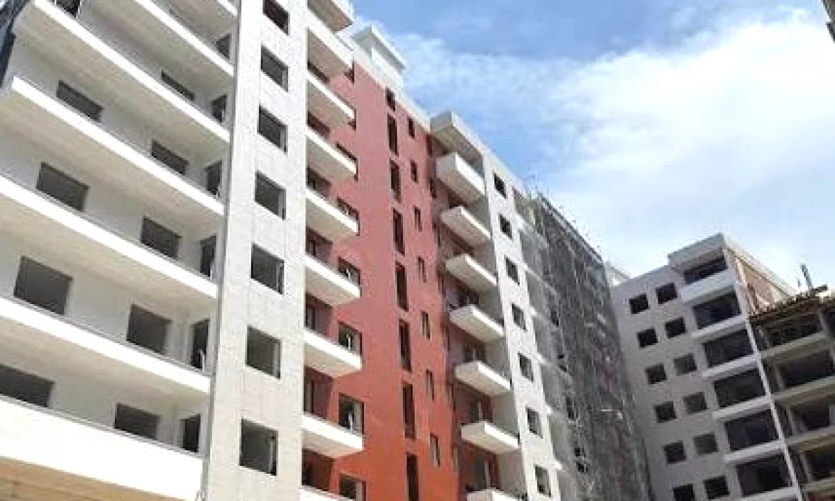 Shtepi ne shitje Apartament ne Tirane, 1+1, Mobilimi Bosh, pa mobiluar, Pagesa 80,500  Euro.