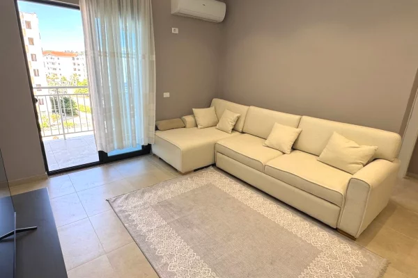 Shtepi ne shitje Apartament ne Durres, 1+1, Mobilimi E mobiluar, Pagesa 150,000  Euro.