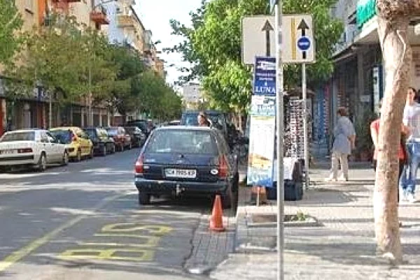 🏢 Jepet me Qira Ambient Biznesi – Rruga Mine Peza ✨